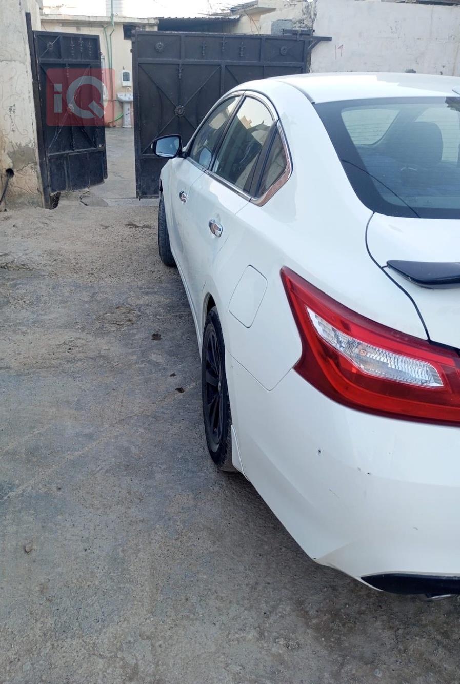 نيسان ألتيما